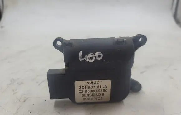 Volkswagen PASSAT B6 Air flap motor/actuator 3C1907511A CZ1168802860