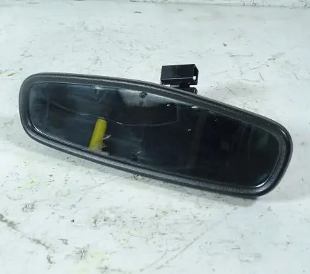 Rear view mirror (interior)