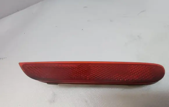 Nissan X-Trail T32 Rear tail light reflector 25018165