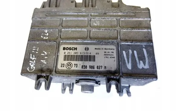 Volkswagen Golf III Engine control unit/module 030906027M