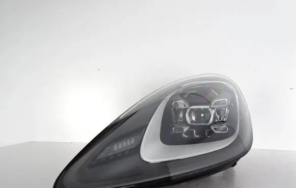 Porsche Cayenne (9Y0 9Y3) Headlight/headlamp 9Y0941033AH