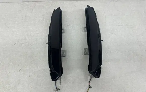 Land Rover Range Rover L460 Type LK Rear/tail lights M8E213404AL M8E213405AL M8E213404