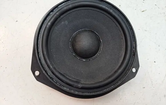 Opel Zafira B Front door speaker