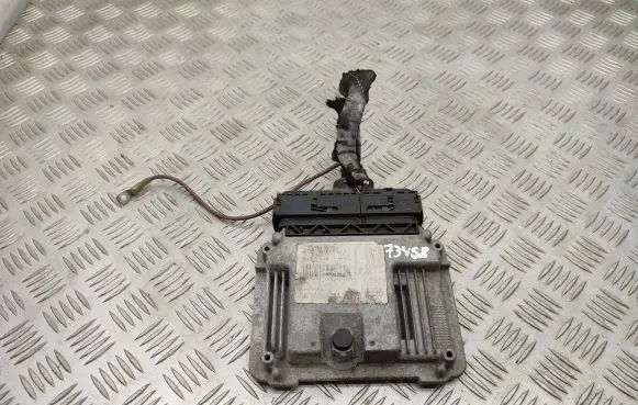 Audi A6 C7 Engine control unit/module 03L906018A