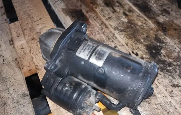 Mercedes-Benz E W211 Starter motor