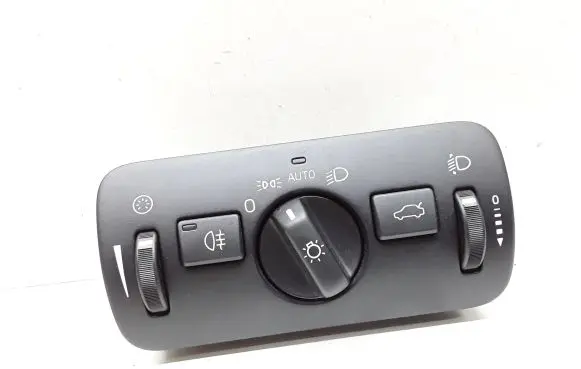 Volvo V40 Light switch 30739425
