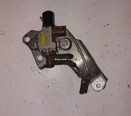 Toyota Hilux (AN10, AN20, AN30) Turbo solenoid valve