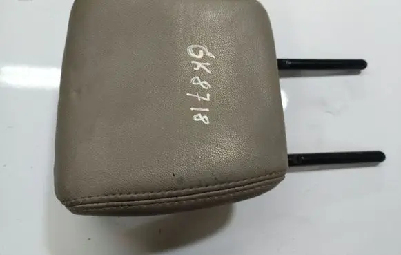 Renault Scenic II - Grand scenic II Front seat headrest 