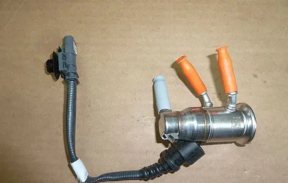 Fiat 500 AdBlue injector A2C14611200