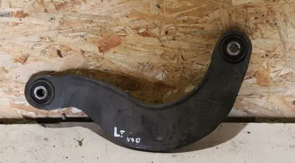 Volvo V40 Rear control arm 31406582
