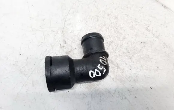 Engine coolant pipe/hose