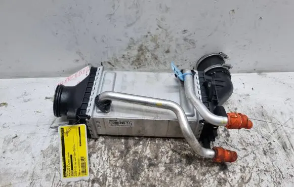 Mercedes-Benz C W205 Intercooler radiator A2740900414