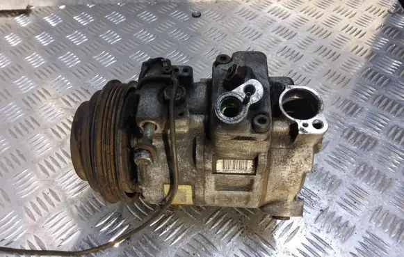 Audi A4 S4 B5 8D Air conditioning (A/C) compressor (pump) 4D0260808