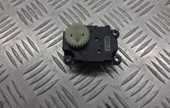 Alfa Romeo 147 A/C air flow flap actuator/motor 52400866