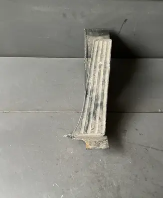 Accelerator throttle pedal