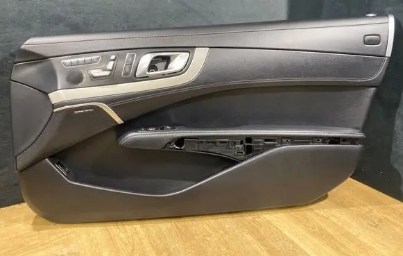 Mercedes-Benz SL AMG R231 Front door card panel trim A2317203X79 FR0502SB2
