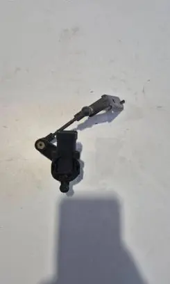 Dodge Durango III Headlight/headlamp level sensor 68245332AC