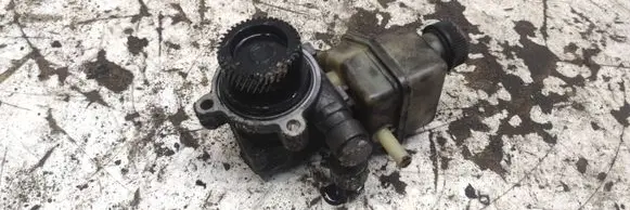 Mazda MPV II LW Power steering pump 3624141k