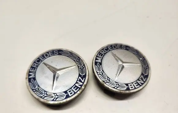 Mercedes-Benz E W212 Original wheel cap a1714000025