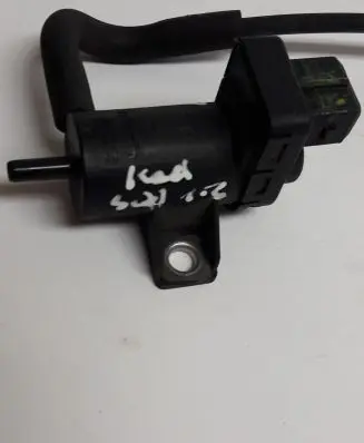 Renault Kadjar Vacuum valve 8200762162
