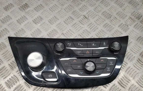 Chrysler Pacifica Climate control unit P68240089AI 68240089AI P68230249AE