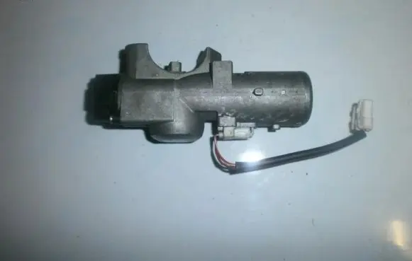 Nissan Primera Ignition lock contact 8145