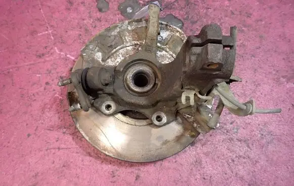 Skoda Roomster (5J) Front wheel hub spindle knuckle