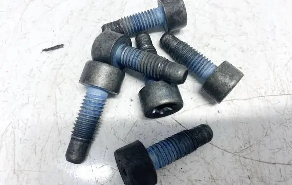 Nuts/bolts