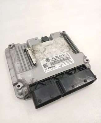 Volkswagen Golf VI Engine control unit/module 03C906027CH 0261S06641 03C907309K