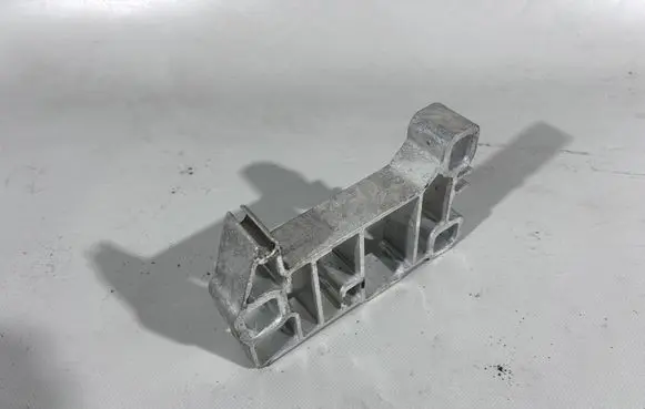 Porsche Macan (95B) Front bumper cross member 95B805233