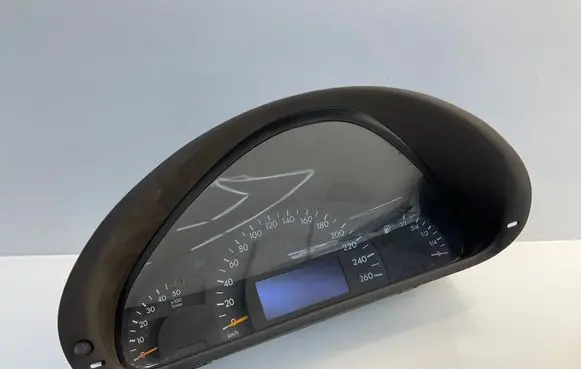 Mercedes-Benz C W203 Speedometer (instrument cluster) A2035401311 110008896015 2035401311