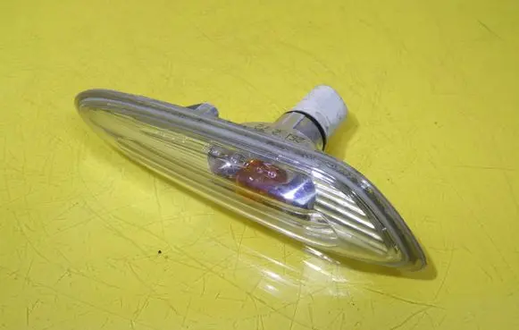 BMW 3 E46 Front fender indicator light 4166