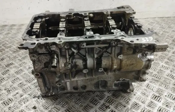 BMW 5 F10 F11 Engine block 