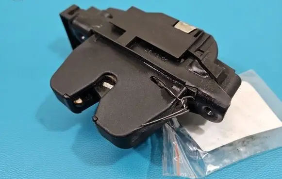 Citroen Berlingo Tailgate/trunk/boot lock/catch/latch 9671153780 IMPRK1524545