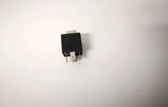 Hyundai Santa Fe Other relay v23134a1052c643 v23134-a1052-c643