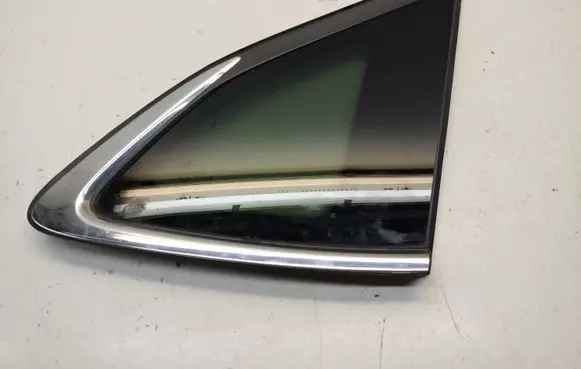 Hyundai Tucson TL Rear side window 43R000392 E001143