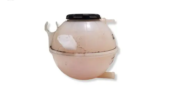 Audi Q3 8U Coolant expansion tank/reservoir 1K0121407A