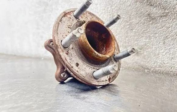 Opel Astra J Rear wheel ball bearing 13502873 8072A7