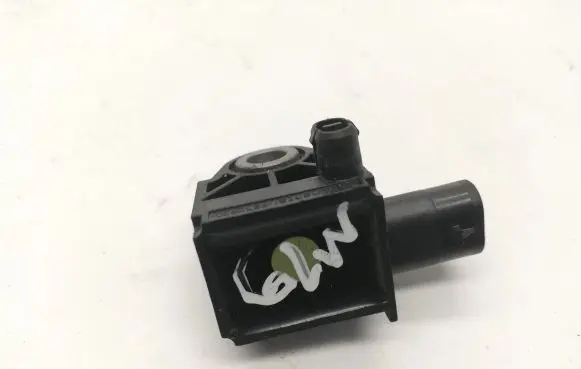 Volkswagen Tiguan Airbag deployment crash/impact sensor