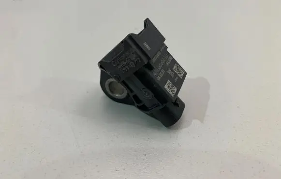 Audi A8 S8 D5 Airbag deployment crash/impact sensor 4N0959651D