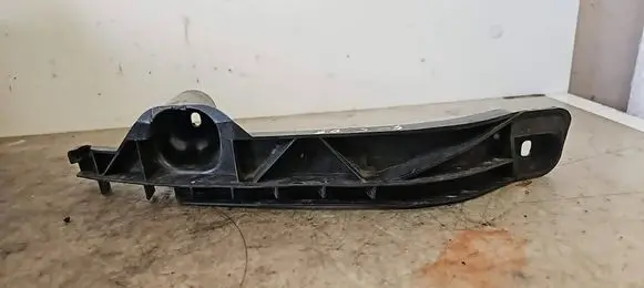 Volkswagen Golf V Front bumper mounting bracket 1K0807889B