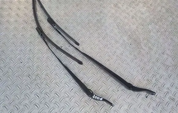 Ford Fiesta Front wiper blade arm