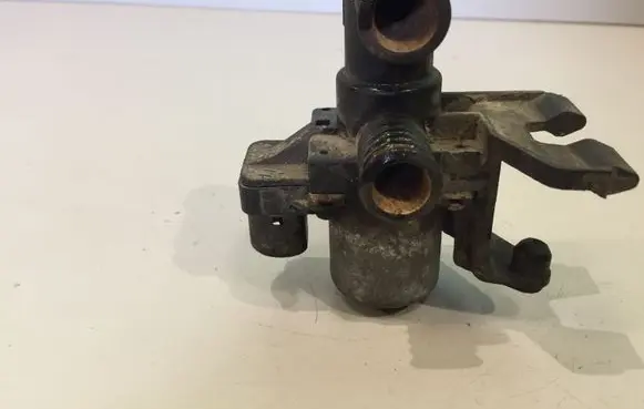 Coolant heater control valve