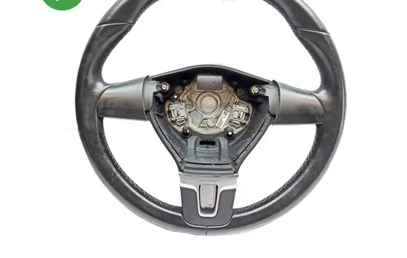 Volkswagen Eos Steering wheel 3063749 306374999 01813010090988