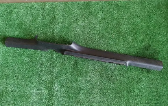 Front sill trim cover
