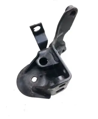 Volkswagen PASSAT B4 Engine mounting bracket