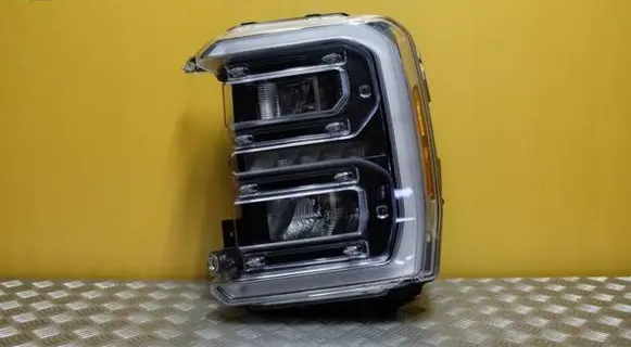 Ford F250 Headlight/headlamp PC3B-13E015-AL 1551