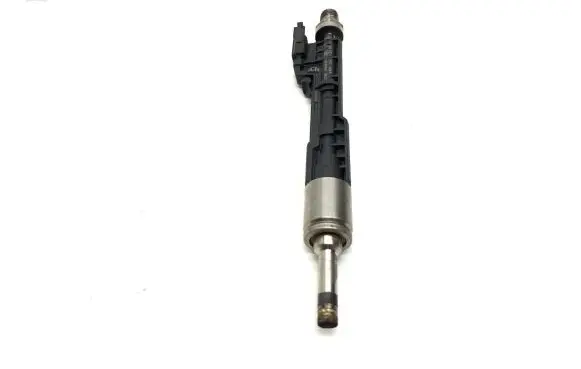 BMW 7 G11 G12 Fuel injector 0261500356 1610012006