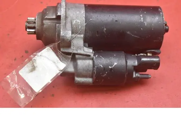 Volkswagen Golf IV Starter motor 1005831311