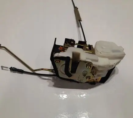 Mitsubishi Pajero Loading door lock LP2PIN